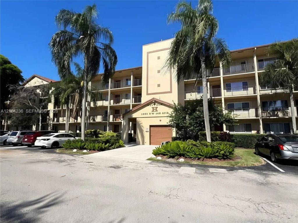 1151 Sw 128th Terrace #103d, Pembroke Pines