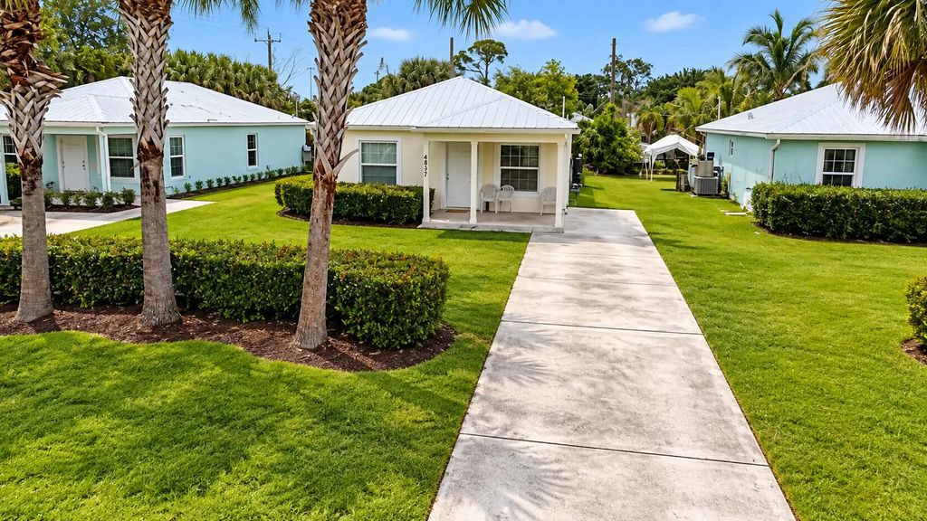 4837 Se Isabelita Avenue, Stuart