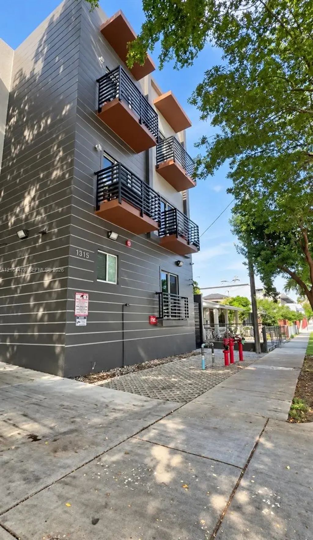 1315 Nw 1st Street #301, Miami