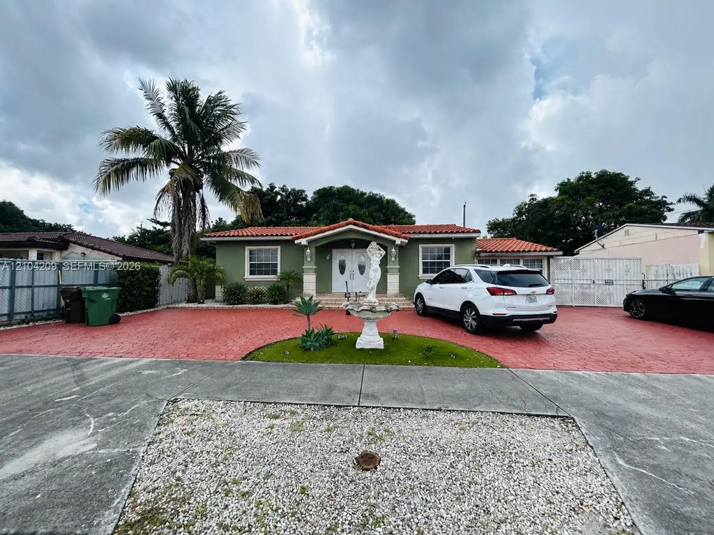 160 W 53rd Terrace, Hialeah