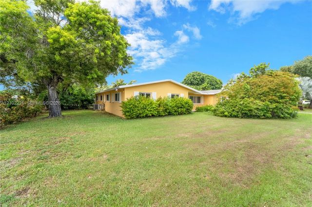 2 of 18 - 17720 Sw 89th Court, Palmetto Bay, FL