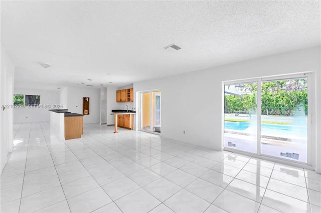 5 of 18 - 17720 Sw 89th Court, Palmetto Bay, FL