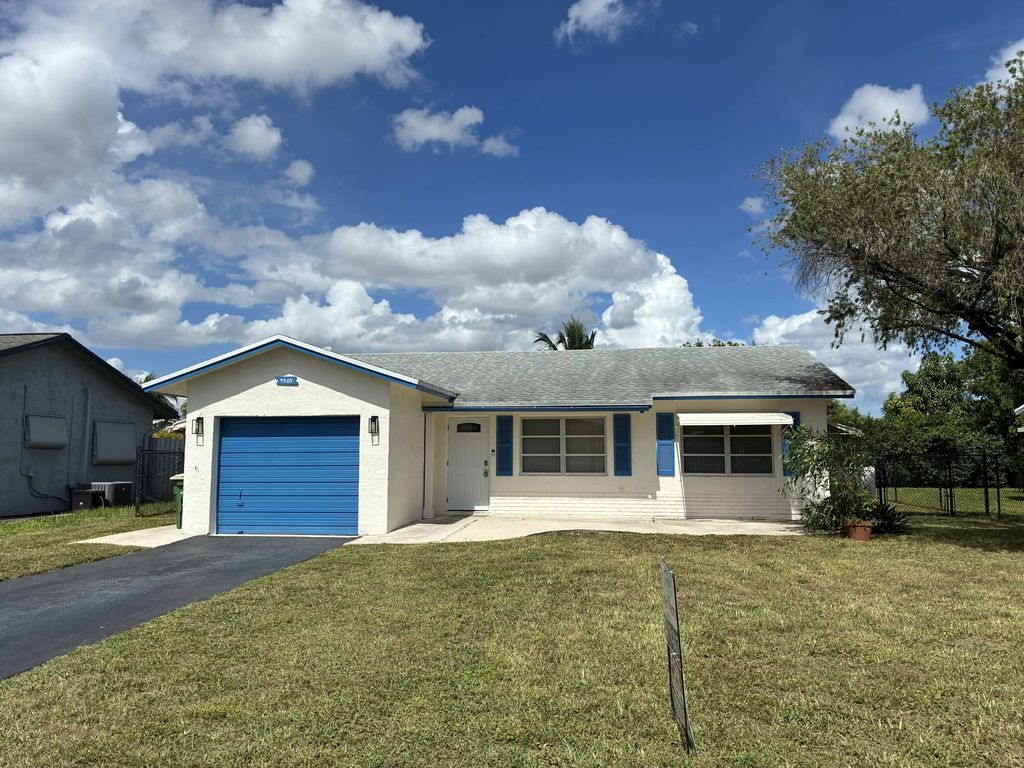 9505 Nw 73rd Street, Tamarac