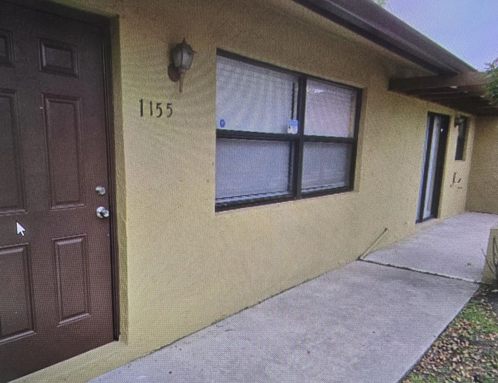 1155 White Pine Drive #1155, Wellington