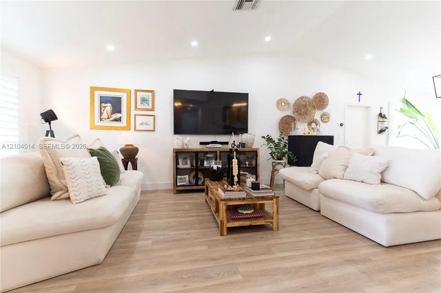 3 of 43 - 13360 Sw 99th Terrace, Miami, FL