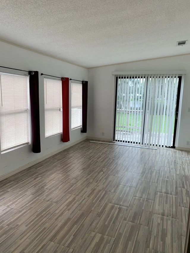 5 of 24 - 27 Mediterranean Boulevard E, Port St. Lucie, FL