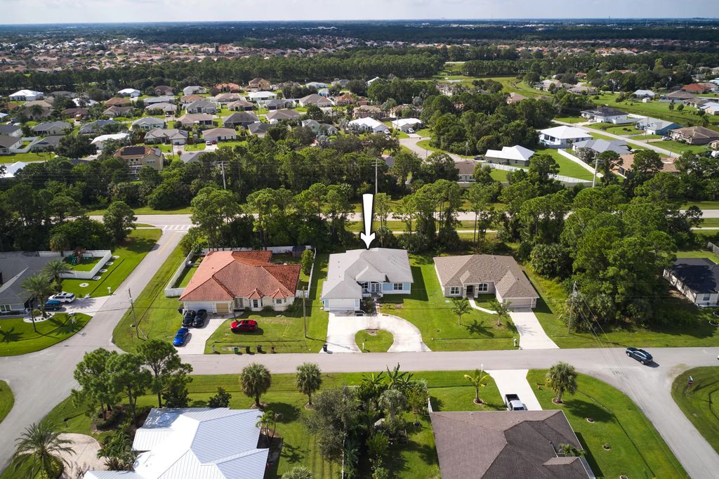 5912 Nw Culebra Avenue, Port St. Lucie