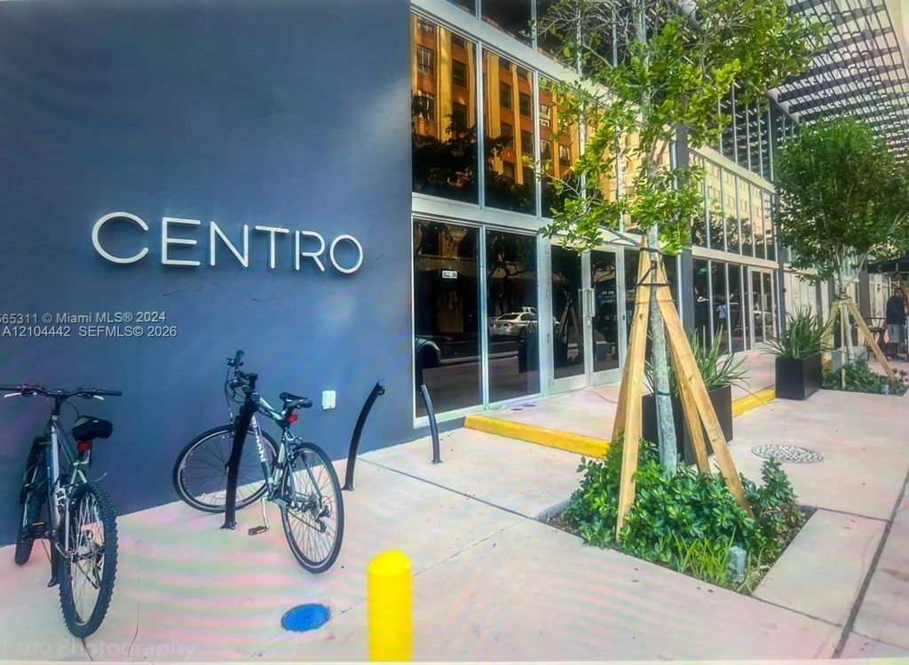 151 Se 1 St Street #1002, Miami