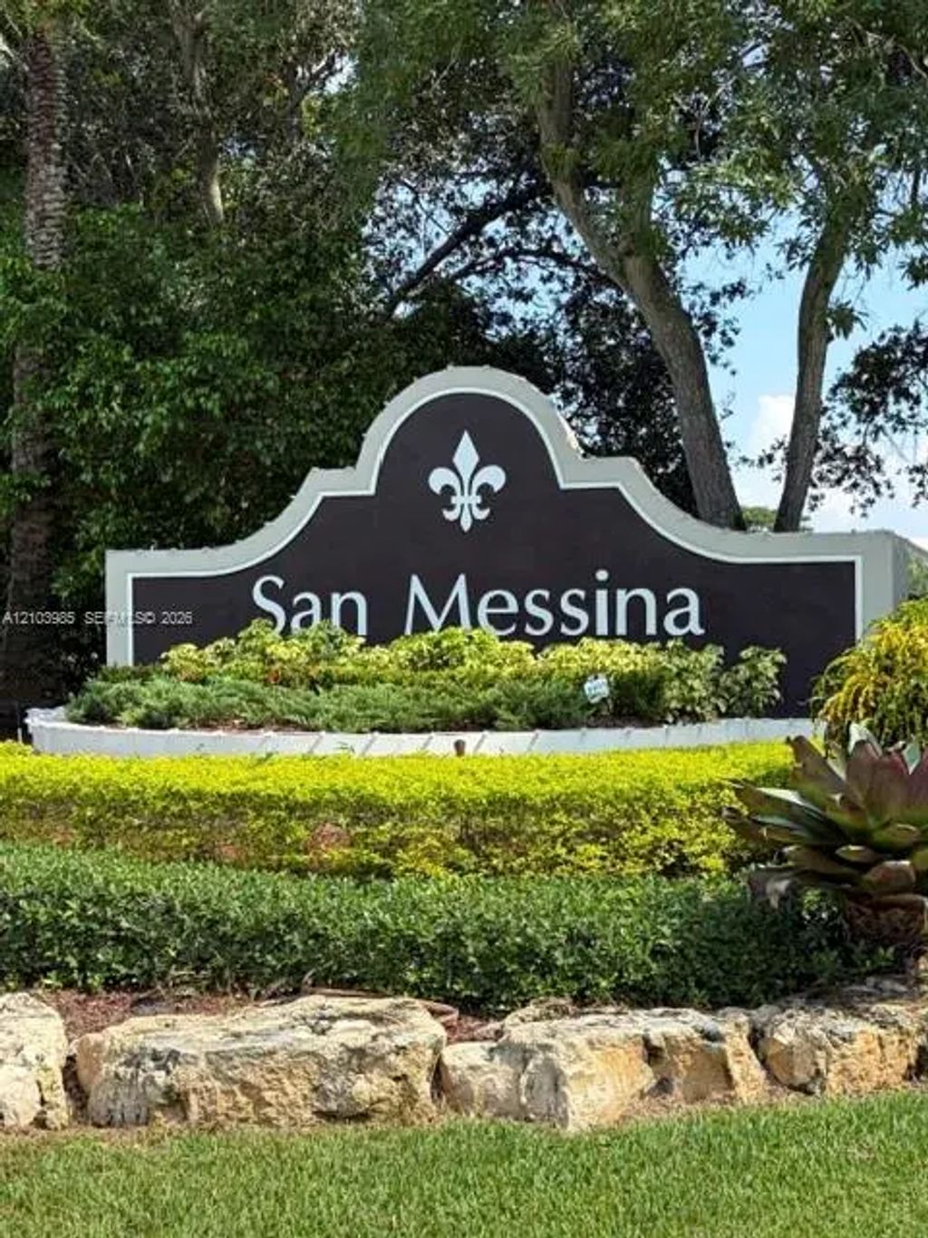 1804 Salerno Circle #1804, Weston