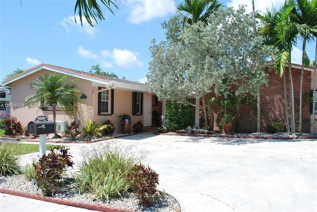 9990 Marlin Road, Cutler Bay