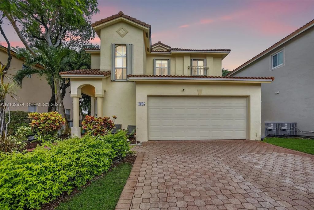 1605 Sw 158th Avenue, Pembroke Pines