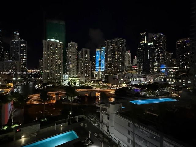 2 of 19 - 90 Sw 3rd Street #1615, Miami, FL