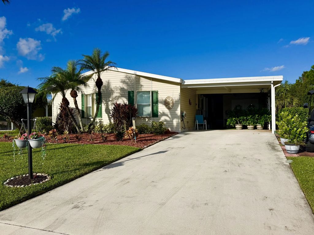 7821 White Ibis Lane, Port St. Lucie