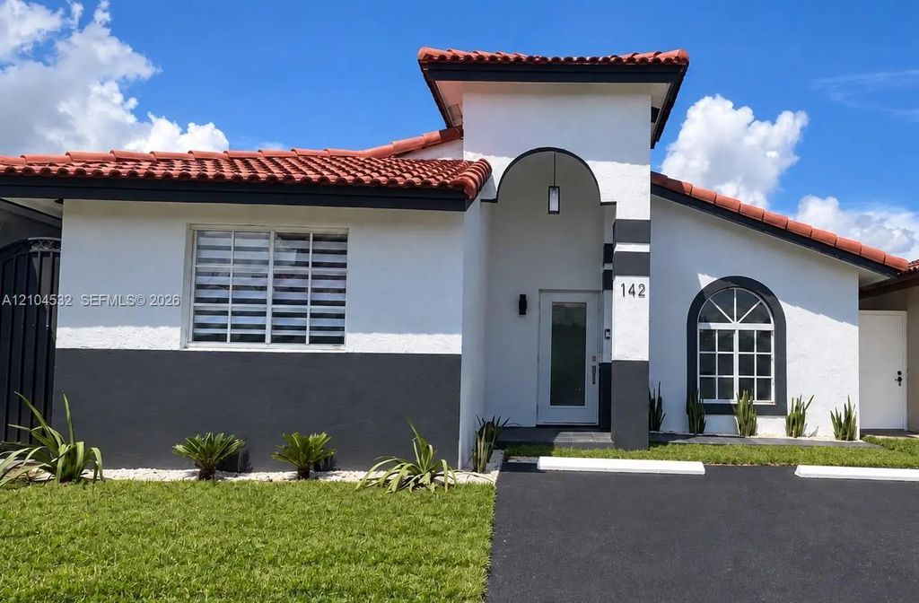 7001 W 35th Avenue, Hialeah