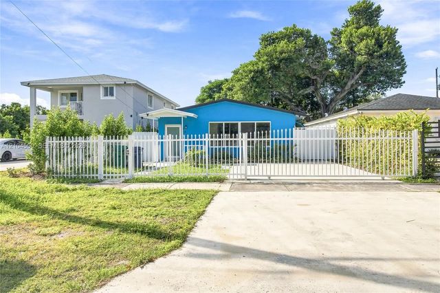 2 of 37 - 2932 Nw 58th Street, Miami, FL