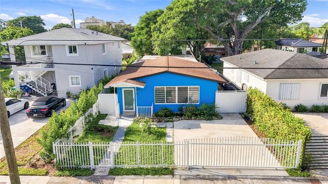 3 of 37 - 2932 Nw 58th Street, Miami, FL