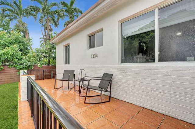 4 of 53 - 3334 Sw 64th Avenue, Miami, FL