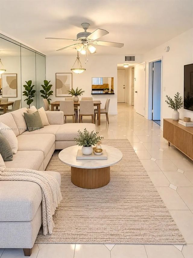 3 of 12 - 2800 Ne 203rd Street #3, Aventura, FL
