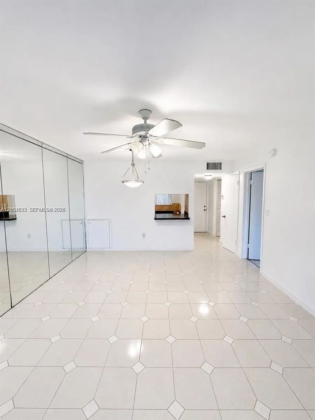 4 of 12 - 2800 Ne 203rd Street #3, Aventura, FL
