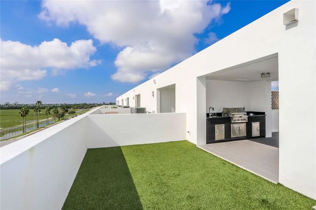 3 of 15 - 3340 Nw 91st Avenue, Doral, FL