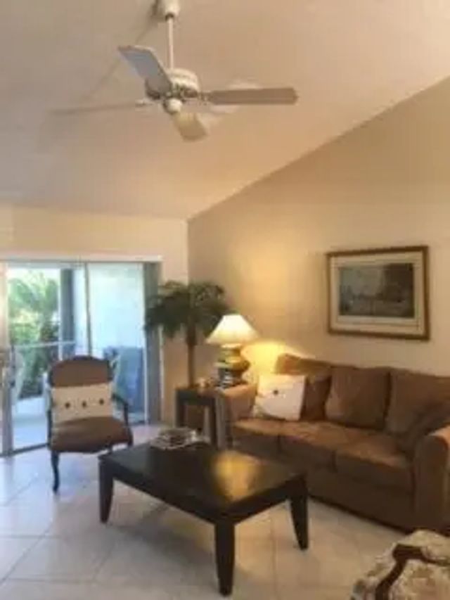 2 of 11 - 149 Moccasin Trail S, Jupiter, FL