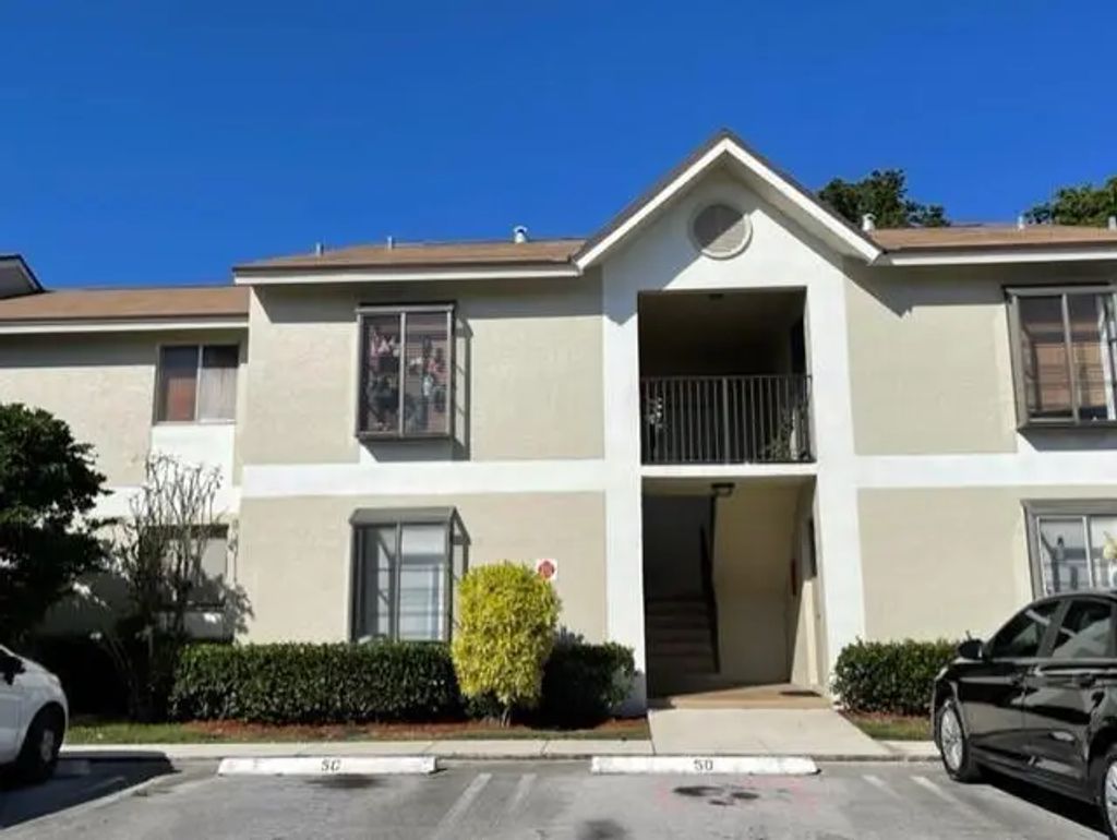 714 Gardens Drive #103, Pompano Beach