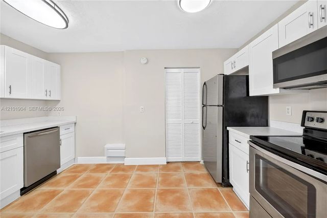 4 of 54 - 1422 S N Street, Lake Worth, FL