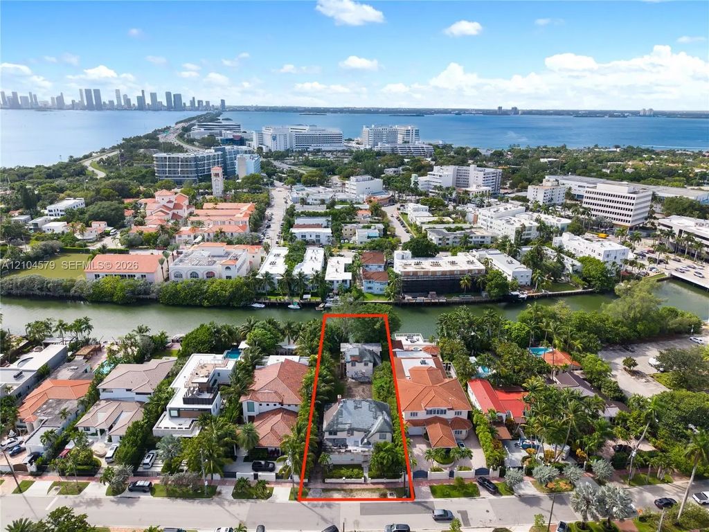 3746 Chase Avenue, Miami Beach