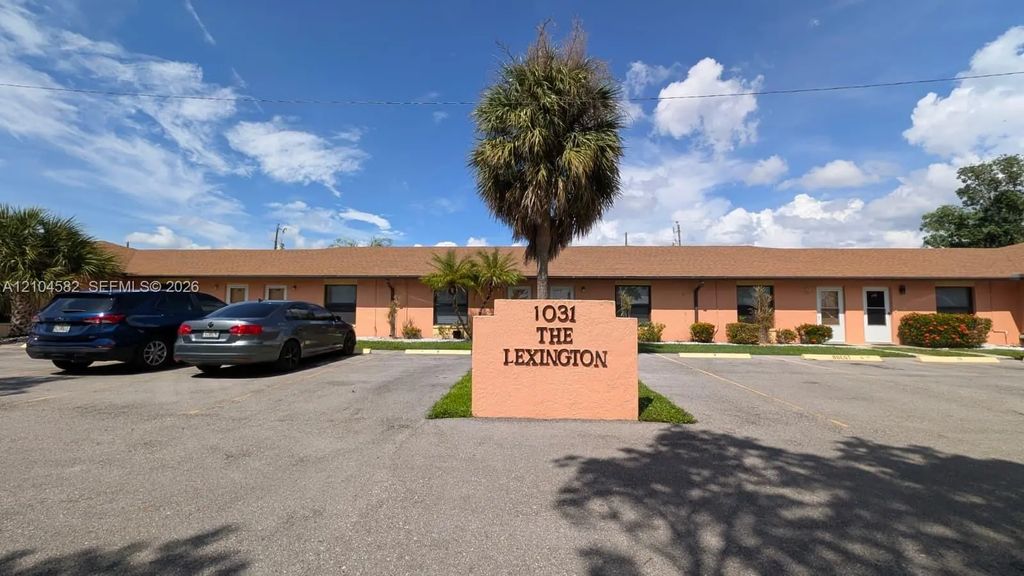 1031 Se 9th Street, Cape Coral