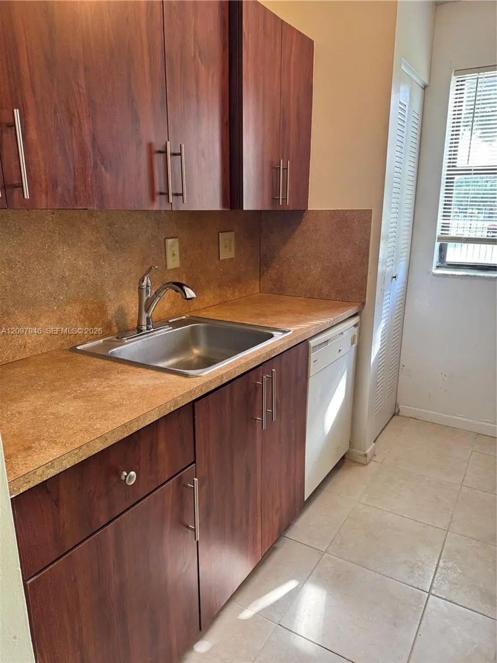 7070 Nw 179th Street #105, Hialeah
