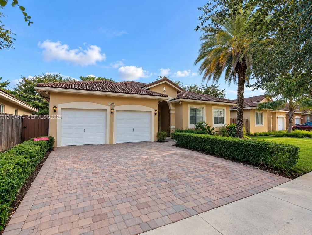 1025 Ne 16th Avenue, Homestead