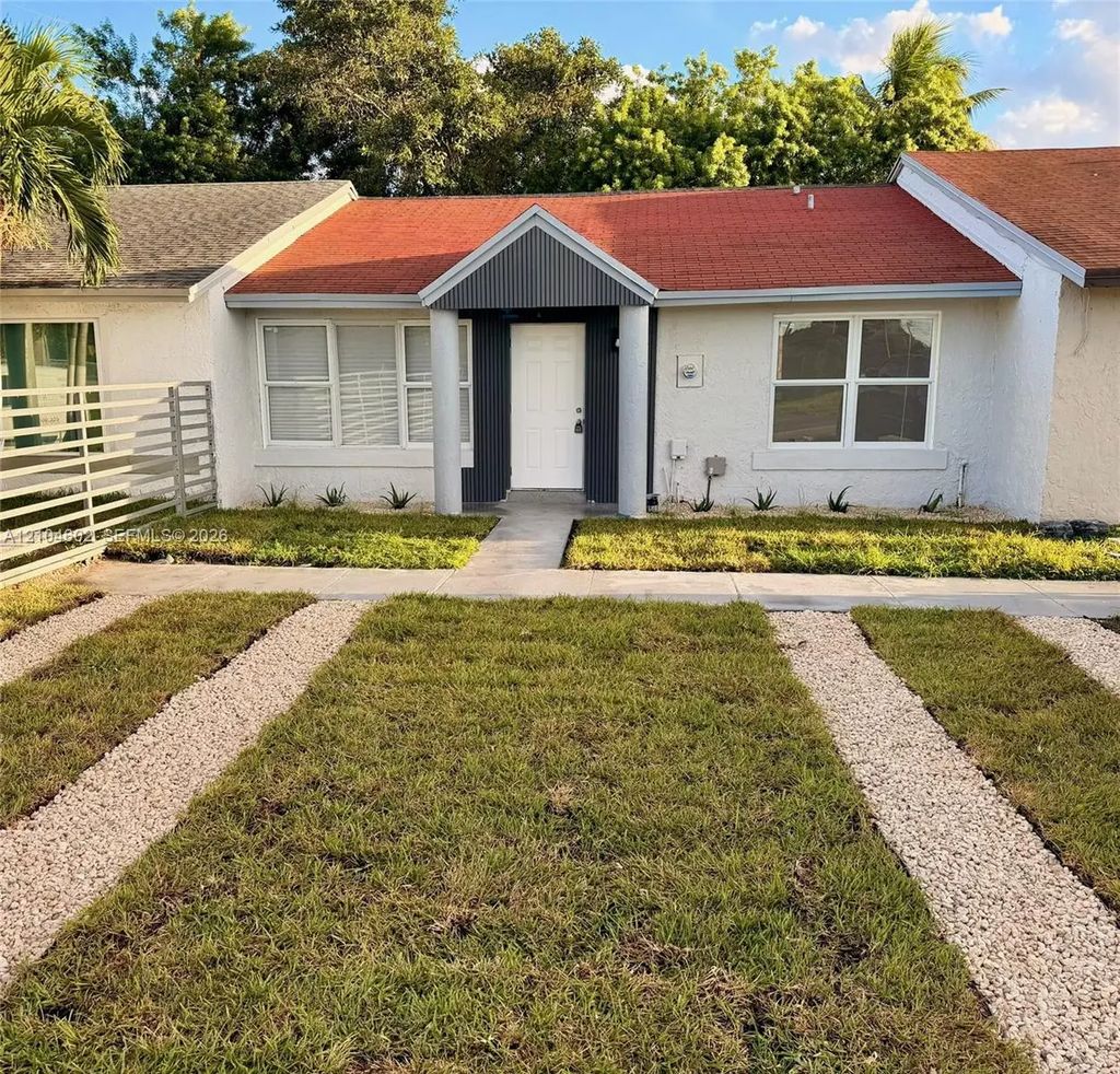 3954 Nw 182nd Lane, Miami Gardens