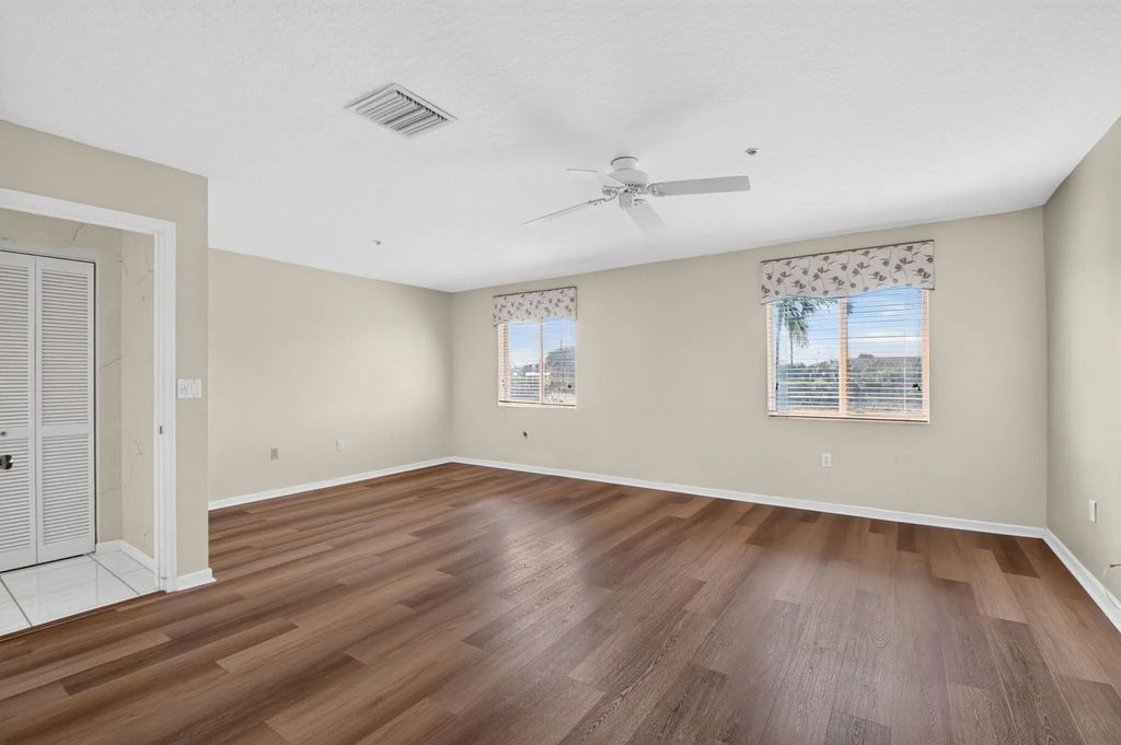 5952 Regal Glen Drive #203, Boynton Beach