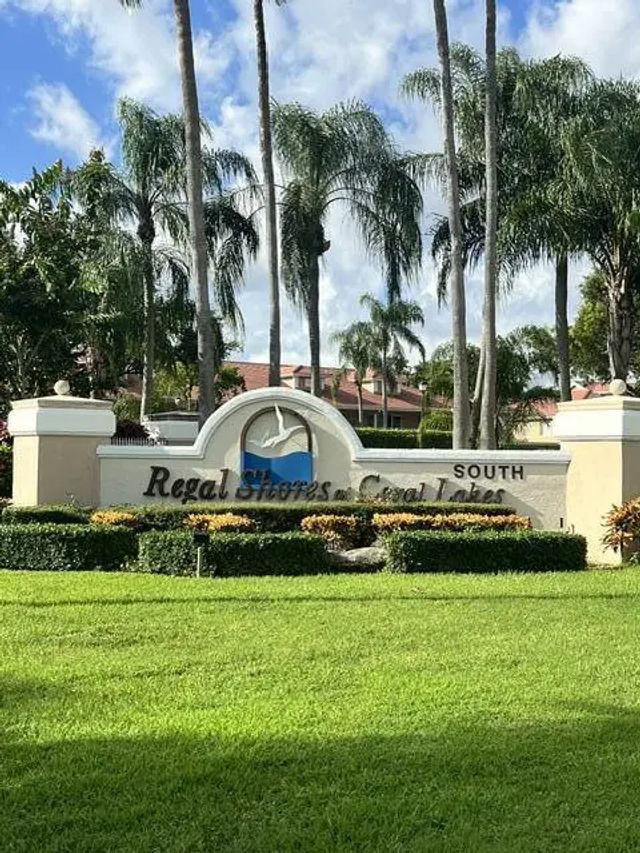 5952 Regal Glen Drive #203, Boynton Beach