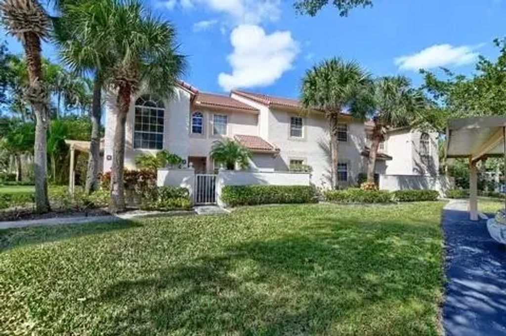 14395 Via Royale #4, Delray Beach
