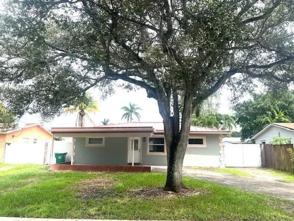 4150 Sw 56th Terrace, Davie