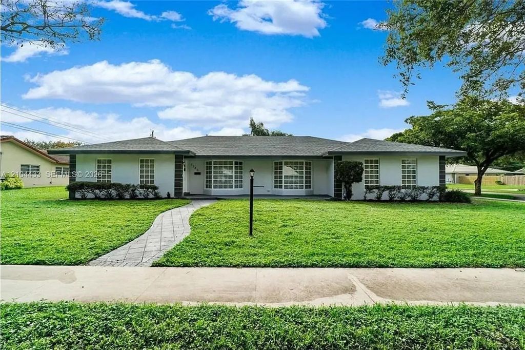 7380 Nw 9th Street, Plantation