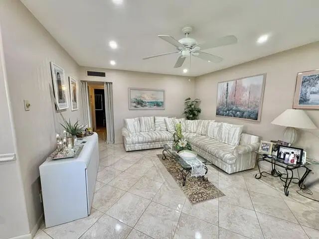 49 Norwich C, West Palm Beach