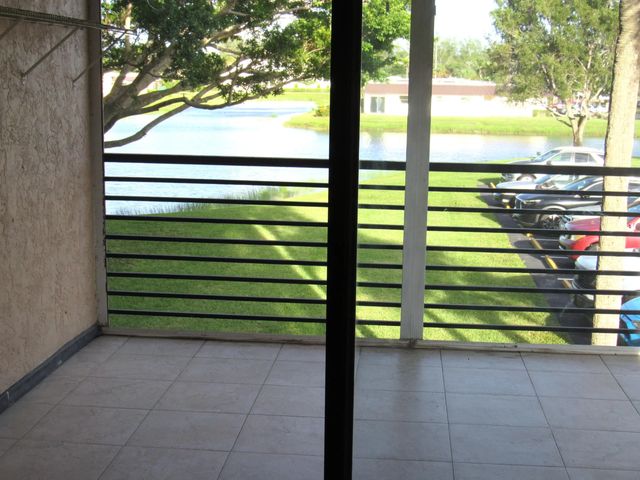 3 of 46 - 140 Lake Nancy Lane #216, West Palm Beach, FL
