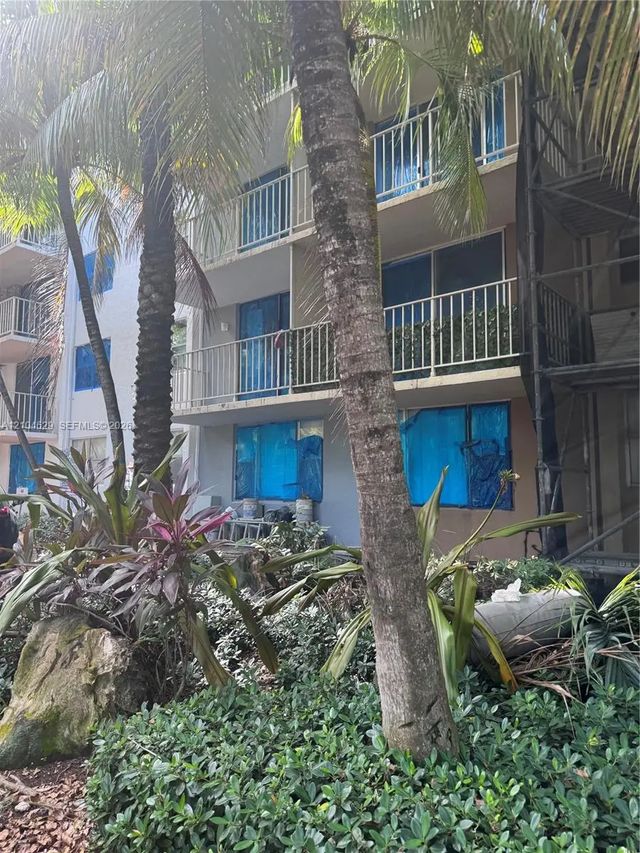 2 of 25 - 1805 Sans Souci Boulevard #334, North Miami, FL