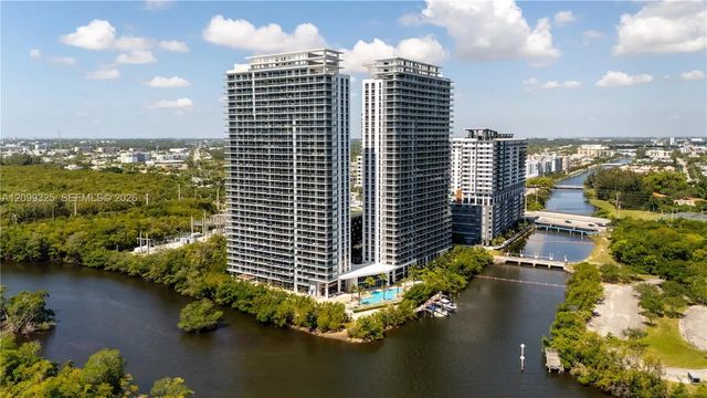 2 of 55 - 16385 Biscayne Boulevard #506, North Miami Beach, FL