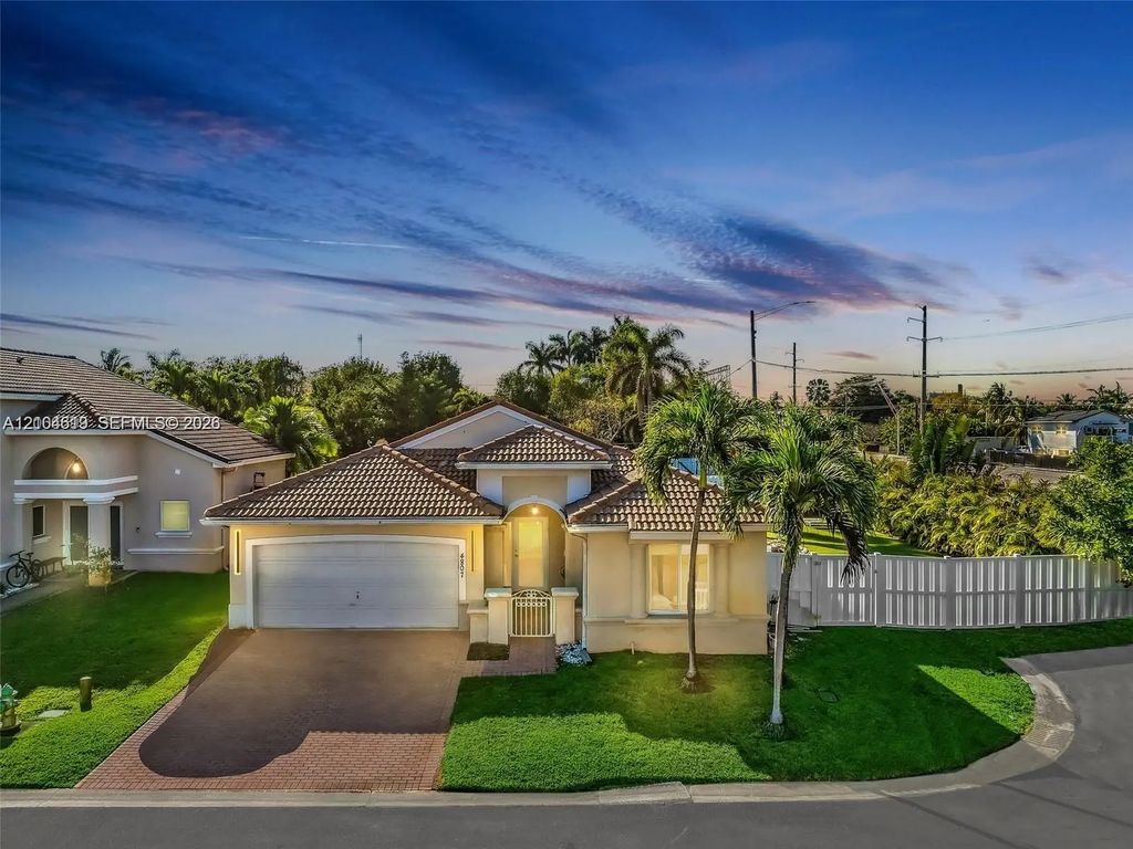 4807 Sw 34th Avenue, Hollywood