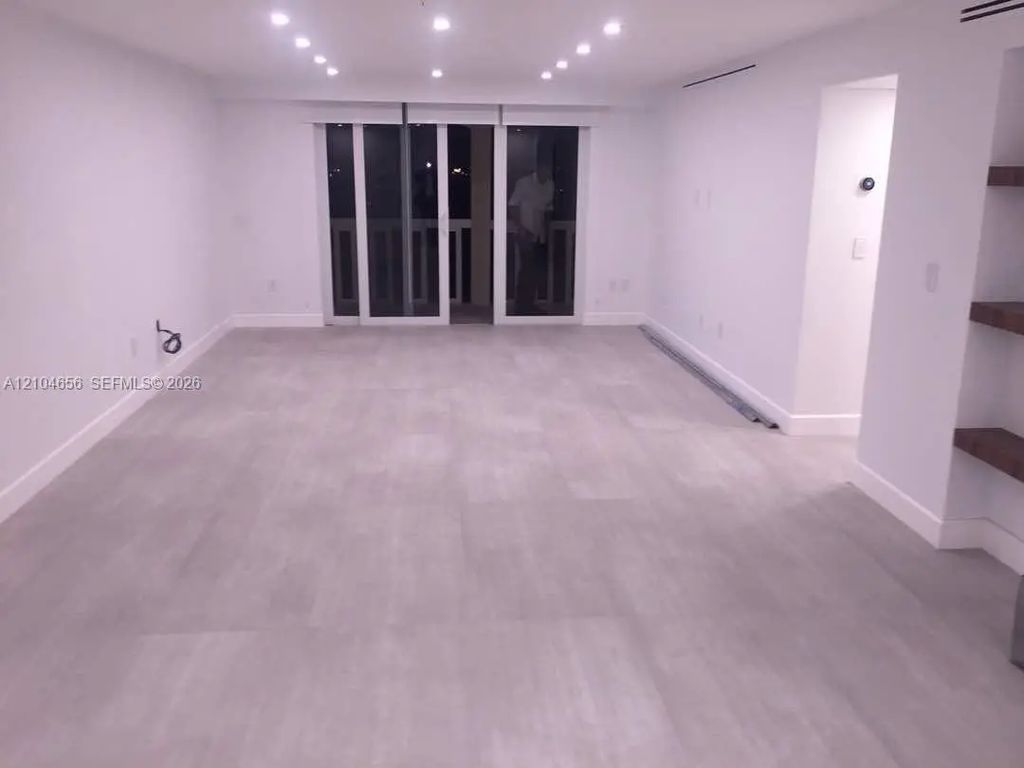 9801 Collins Avenue #12q, Bal Harbour