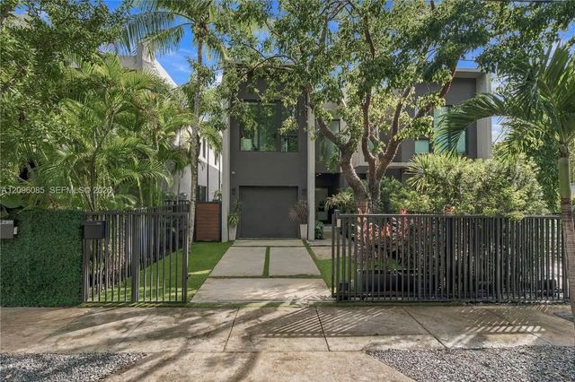 2 of 26 - 2922 Jackson Avenue #2922, Miami, FL