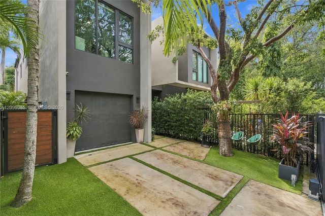 3 of 26 - 2922 Jackson Avenue #2922, Miami, FL