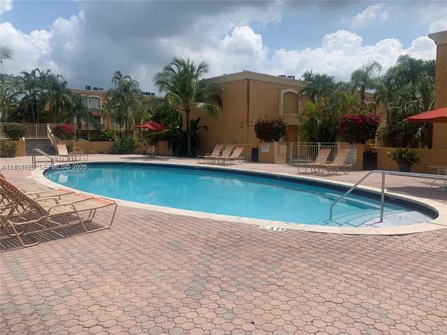 3 of 11 - 17901 Nw 68th Avenue #r102, Hialeah, FL