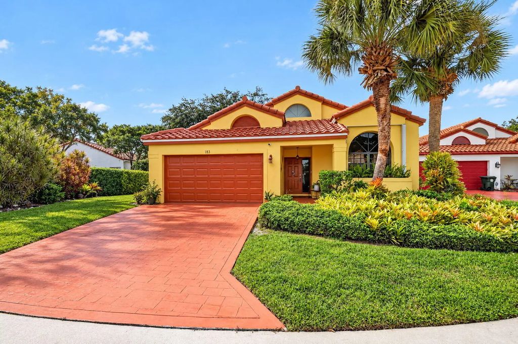 183 Island Way, Greenacres