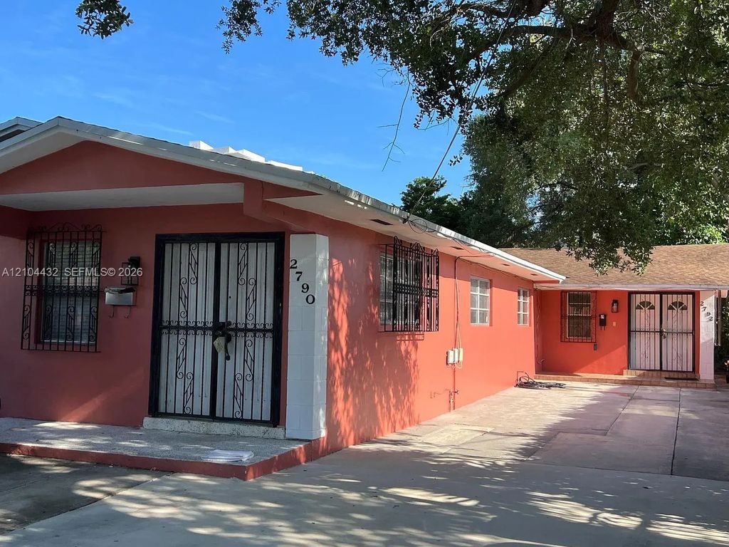 2790 Sw 26th Street, Miami