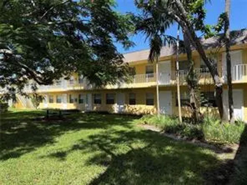 5150 Ne 6th Avenue #114, Oakland Park