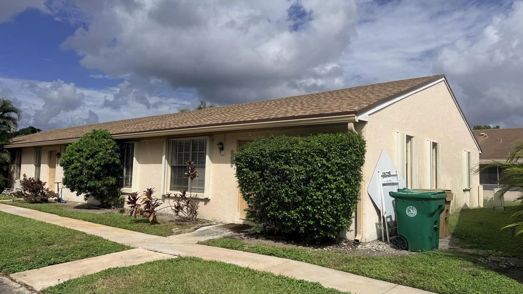 8061 Sw 20th Place #8061, Davie